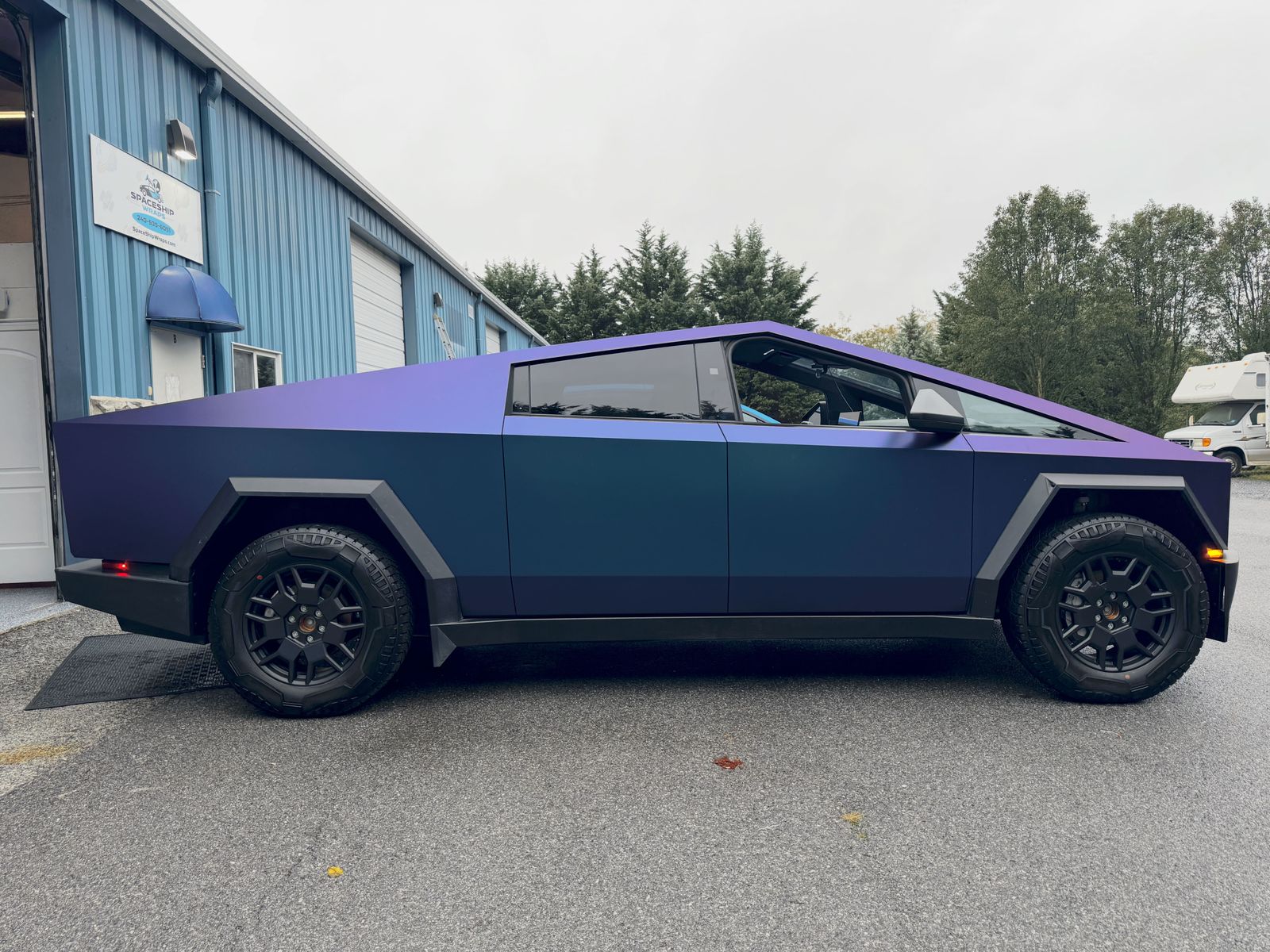 Tesla vinyl color wrap